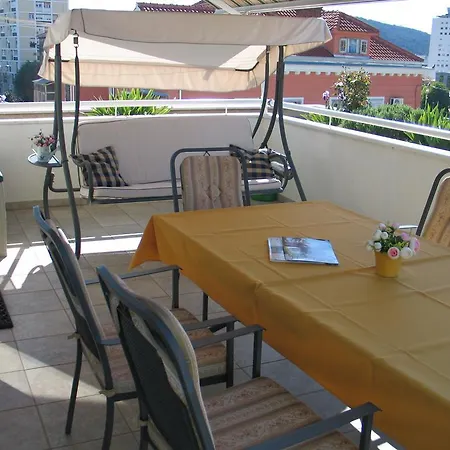 Apartament Lea Lena